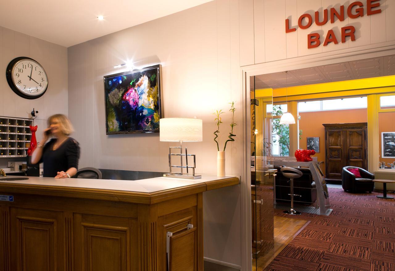 Logis Hotel Du Midi - Saint Etienne Sud Bagian luar foto